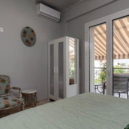 Artistic Apt In Vibrant Gazi With Large Terrace By Ghh Atina Dış mekan fotoğraf