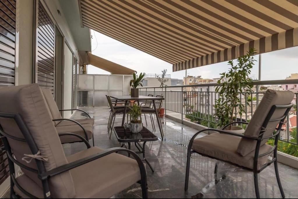 Artistic Apt In Vibrant Gazi With Large Terrace By Ghh Atina Dış mekan fotoğraf