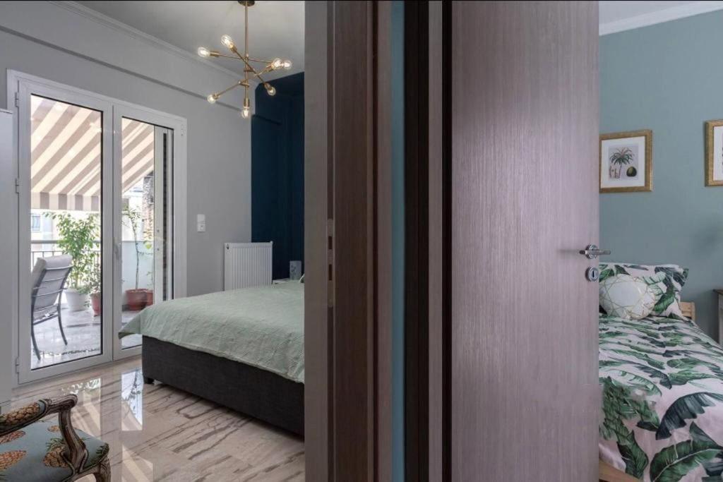 Artistic Apt In Vibrant Gazi With Large Terrace By Ghh Atina Dış mekan fotoğraf